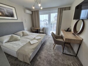 gdzie wczasy dla dwojga seniora nad morze z wyżywieniem